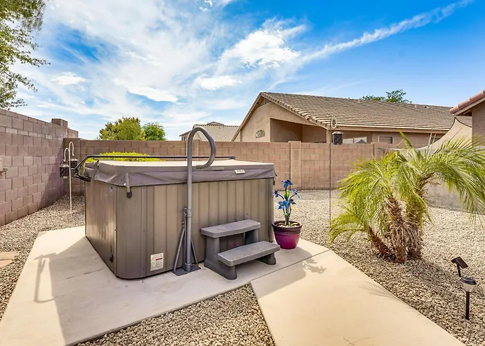 Hot Tub & Wfh Ready! Golf Retreat In Dom wakacyjny *